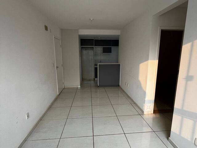 #3006 - Apartamento para Venda em Pouso Alegre - MG - 2